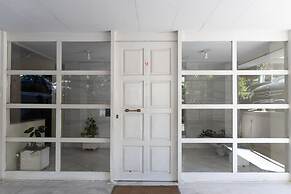 Seaside Elegance Brand New 2BD Luxury Stay