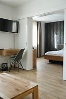 feelfalt Café & Hotel