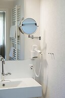 feelfalt Café & Hotel