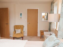 Time and Tide Apartment 25