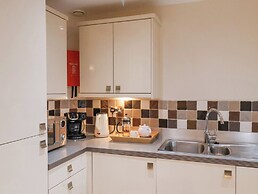 Time and Tide Apartment 25