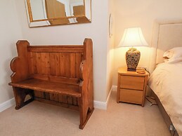 Time and Tide Apartment 25