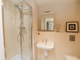 Time and Tide Apartment 25