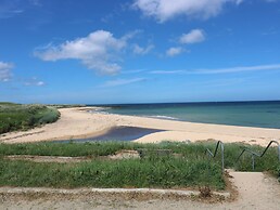 Bella's Beach Cottage
