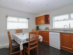 Bella's Beach Cottage