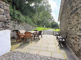 Abbots Reading Mews 2