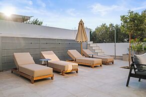 Nerium Luxury Suites
