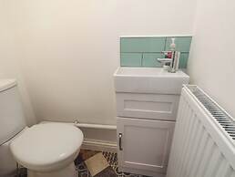 Bobbies' Retreat, 20 High Street