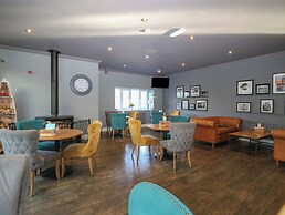 Rookley Lake Cottage