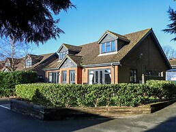 Rookley Lake Cottage