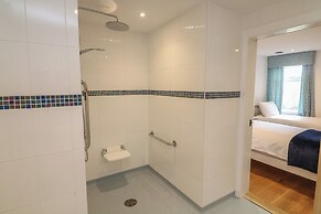 Seashells, 17 Channel View