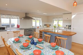 Seashells, 17 Channel View