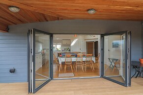 Seashells, 17 Channel View