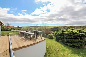 Seashells, 17 Channel View