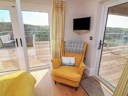 Seashells, 17 Channel View