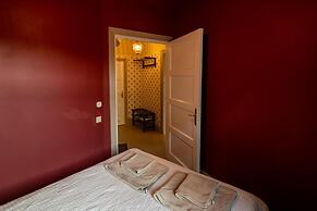 Hidden Gem Riga Apartment With Garden Views