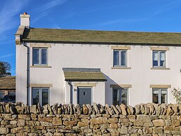 No.8 Cairn Cottage
