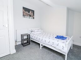 15 South Avenue Mews