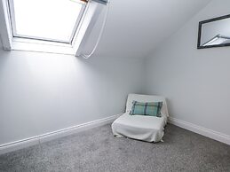 15 South Avenue Mews