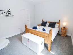 15 South Avenue Mews