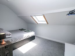 15 South Avenue Mews