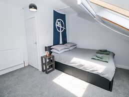 15 South Avenue Mews