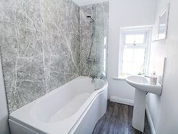 15 South Avenue Mews