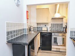 6 Searock Apartments