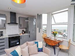 Apt 4 @ Hunter's Quay