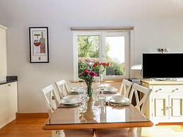 Swandown 11 The Cygnet