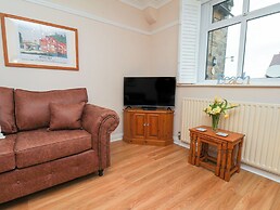 Maypole Cottage