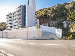 Budva Hideaway Apartment With Breathtaking Views