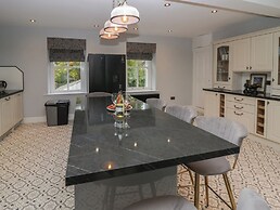 Beechgrove Manor