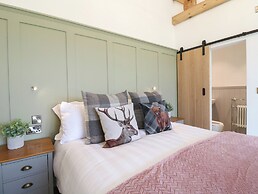 Upper Hurst Farmhouse