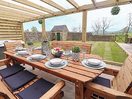 Upper Hurst Farmhouse