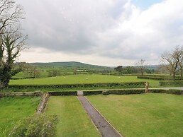 Upper Hurst Farmhouse