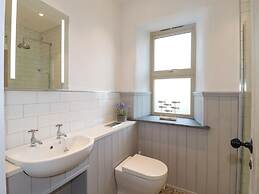 Upper Hurst Farmhouse