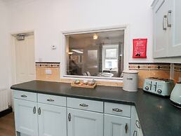 3 Nixon Terrace