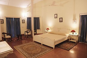 Wathai Heritage Bungalow
