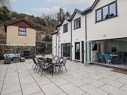 Ty Mawr