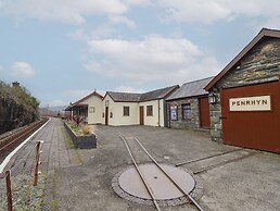 Ty Mawr