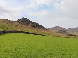 Two Side House Farm