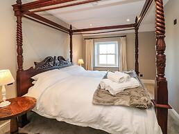 Luham Cottage