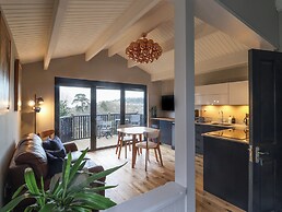 Sir George Baker Cabin