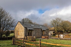 Lower Walreddon Barn