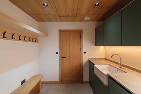 Lower Walreddon Barn