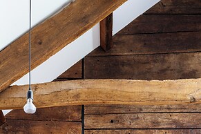 Lower Walreddon Barn