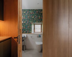 Lower Walreddon Barn