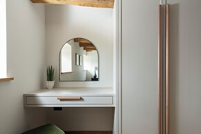 Lower Walreddon Barn