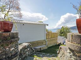 11A Mansion View